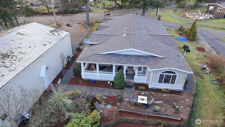 Property Photo:  21903 SE 279th Lane  WA 98038 