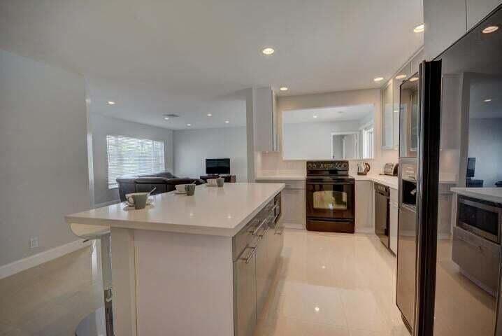 Property Photo: 3911 NW 4th Court FL 33431