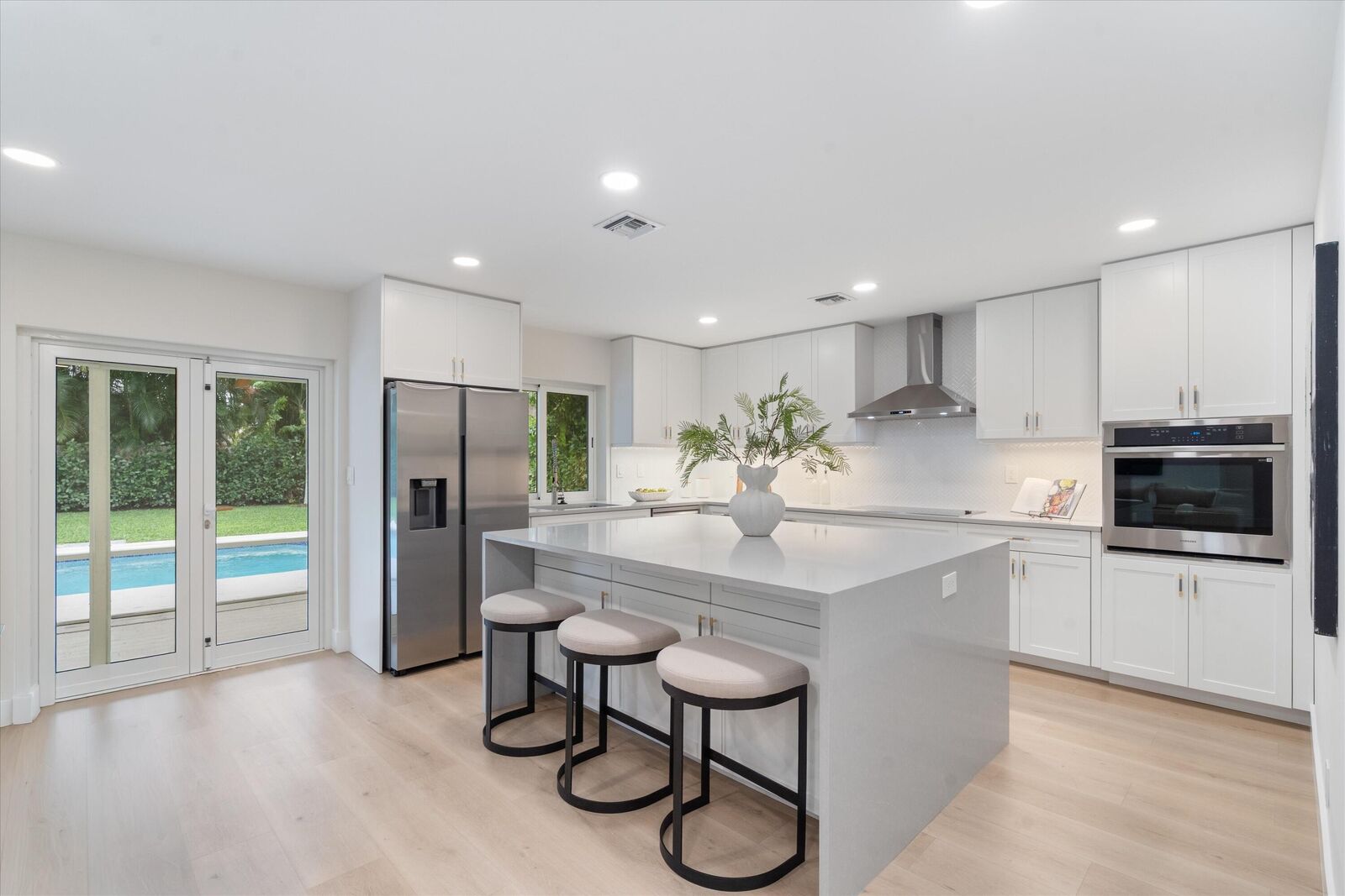 Property Photo:  1480 SW 19th Street  FL 33486 