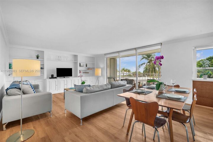 Property Photo: 611 Ocean Dr 3E FL 33149