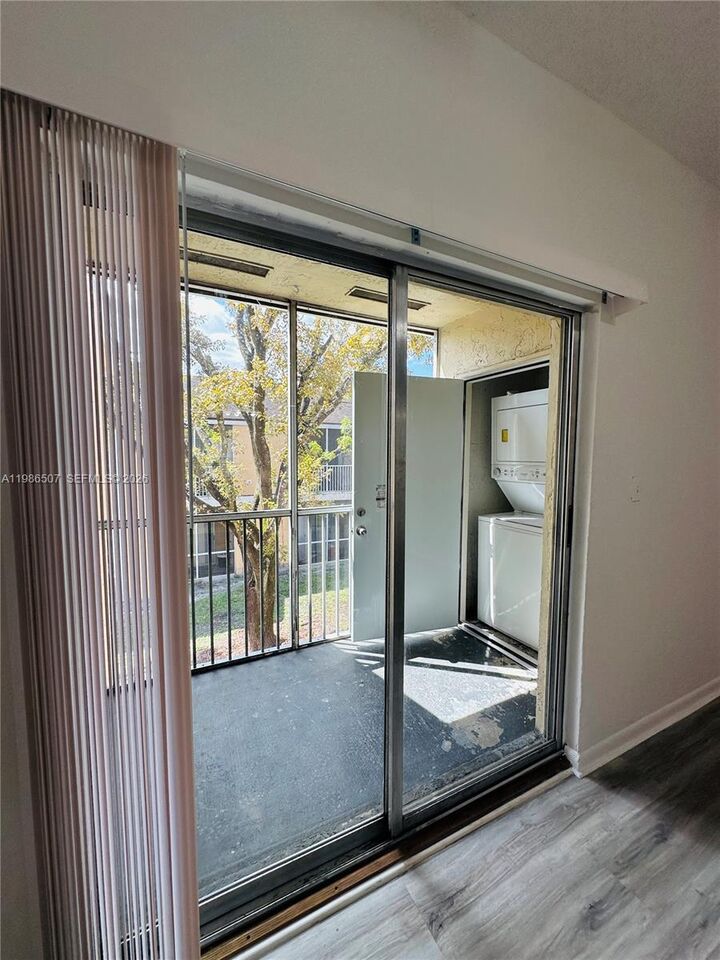 Property Photo: 8102 SW 21st Ct 8102 FL 33025