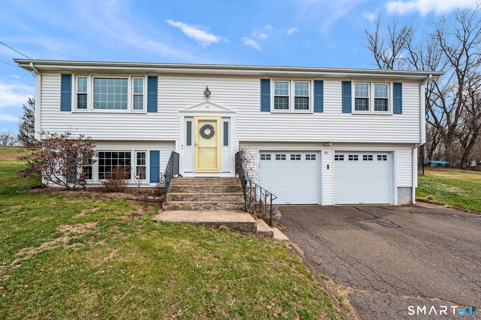 Property Photo:  47 Eckert Road  CT 06111 