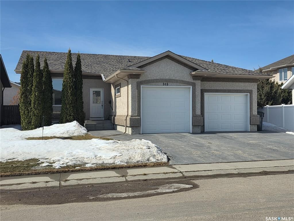 Photo de la propriété:  315 Brookshire Crescent  SK S7V 1H2 
