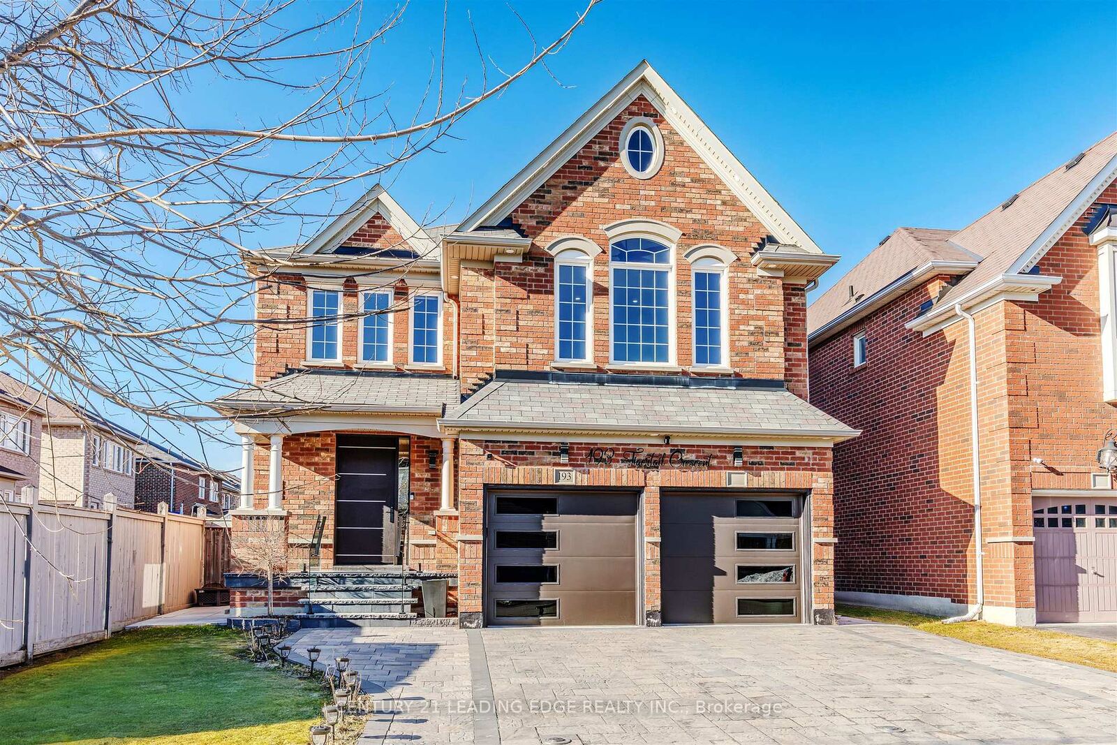 Property Photo:  193 Tigertail Crescent  ON L3Z 0M4 
