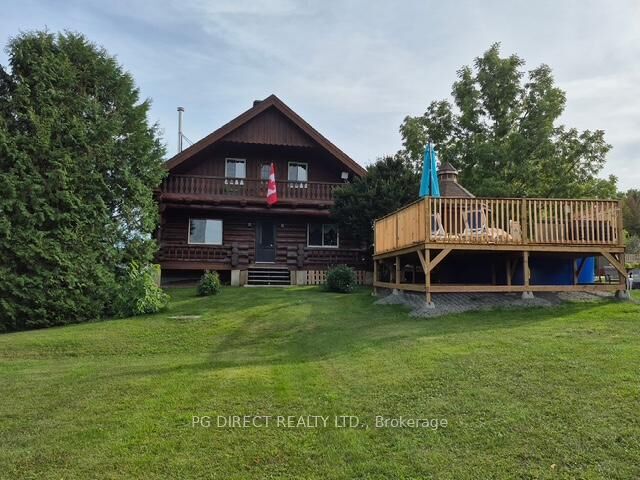 Property Photo: 15 Ferguslea Road E ON K7V 3Z9