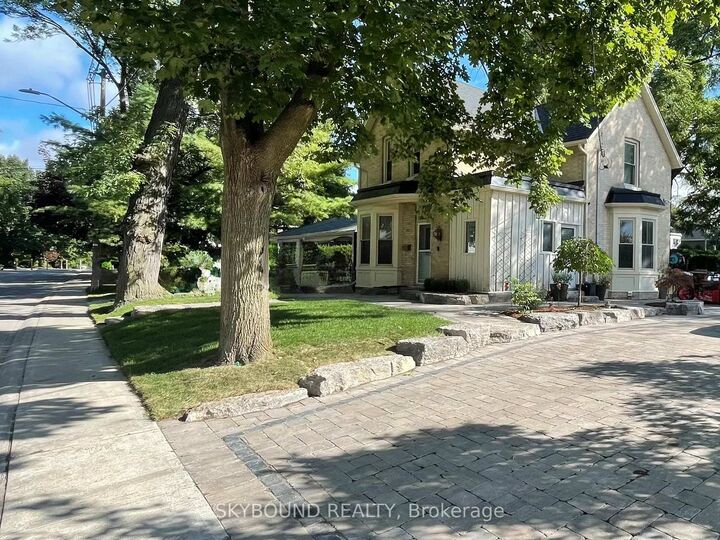 Property Photo: 19 Spruce Street ON L4G 1R7