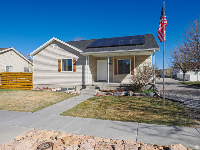 Property Photo:  2087 E Weeping Willow Way S  UT 84005 