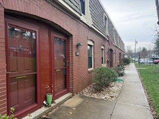 Property Photo:  784 Carriage Cir  PA 15205 