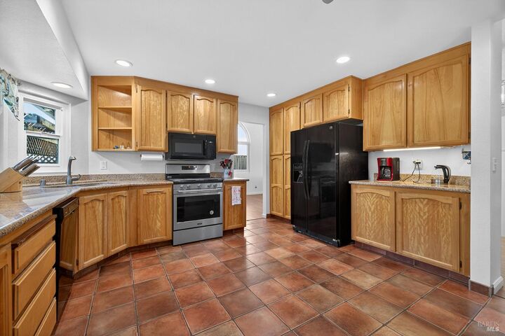 Property Photo:  5410 Corbett Circle  CA 95403 