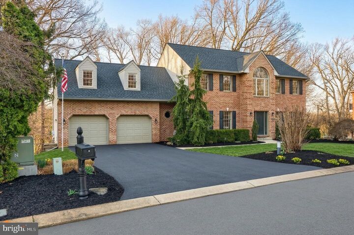 Property Photo:  2337 Wedgewood Way  PA 17408 