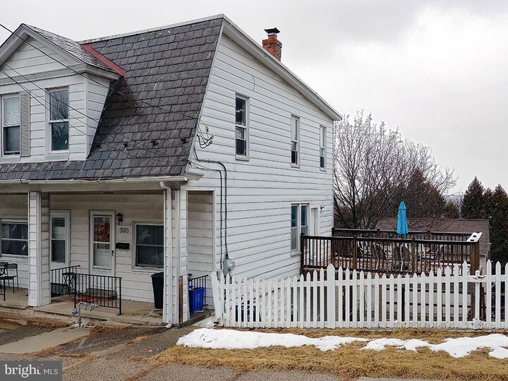 Property Photo:  305 W 8th Street  PA 18015 