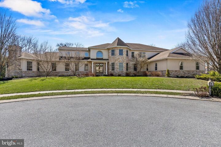 Property Photo:  52 Violets Path  PA 17022 