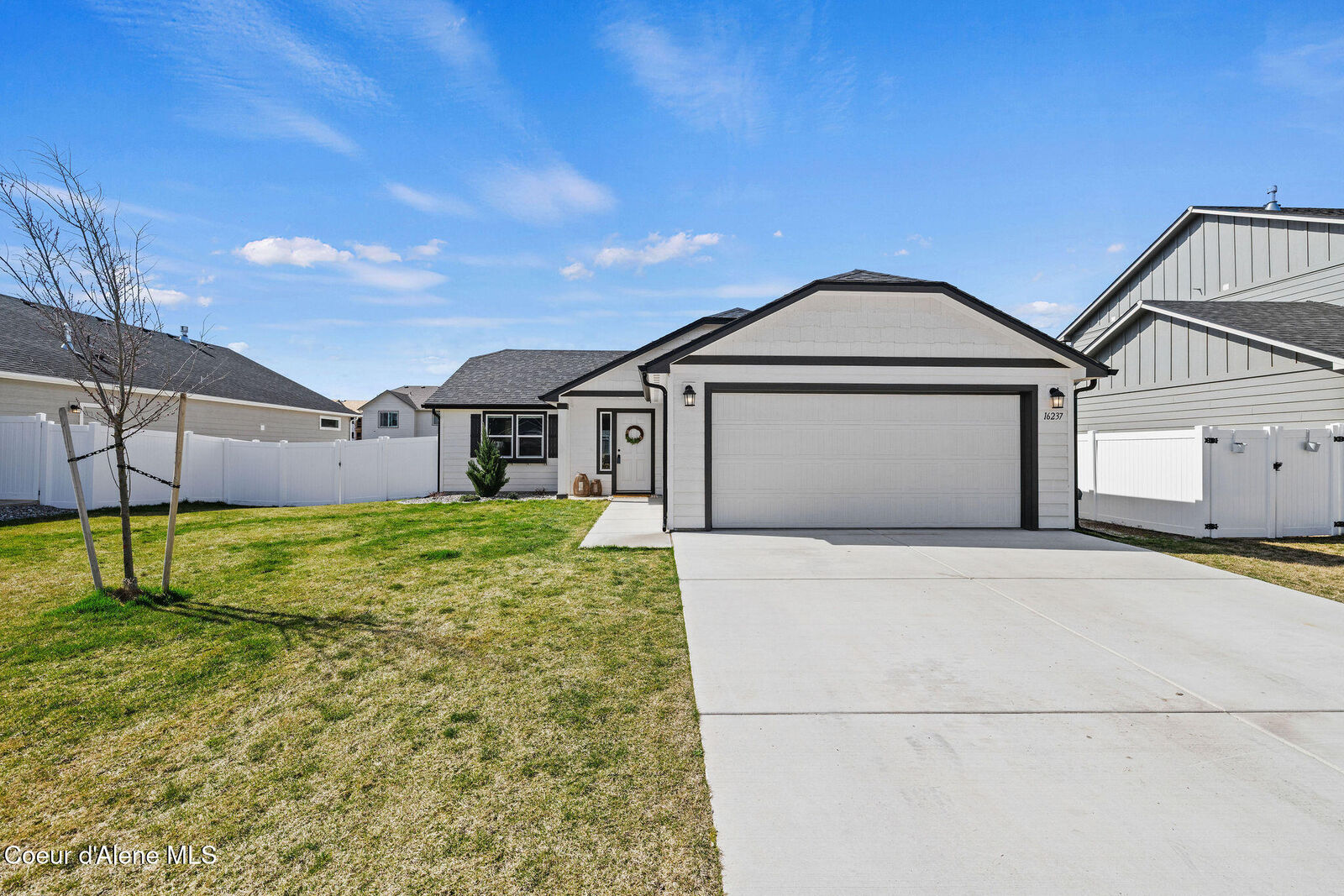 Property Photo:  16237 N Hadley Loop  ID 83858 