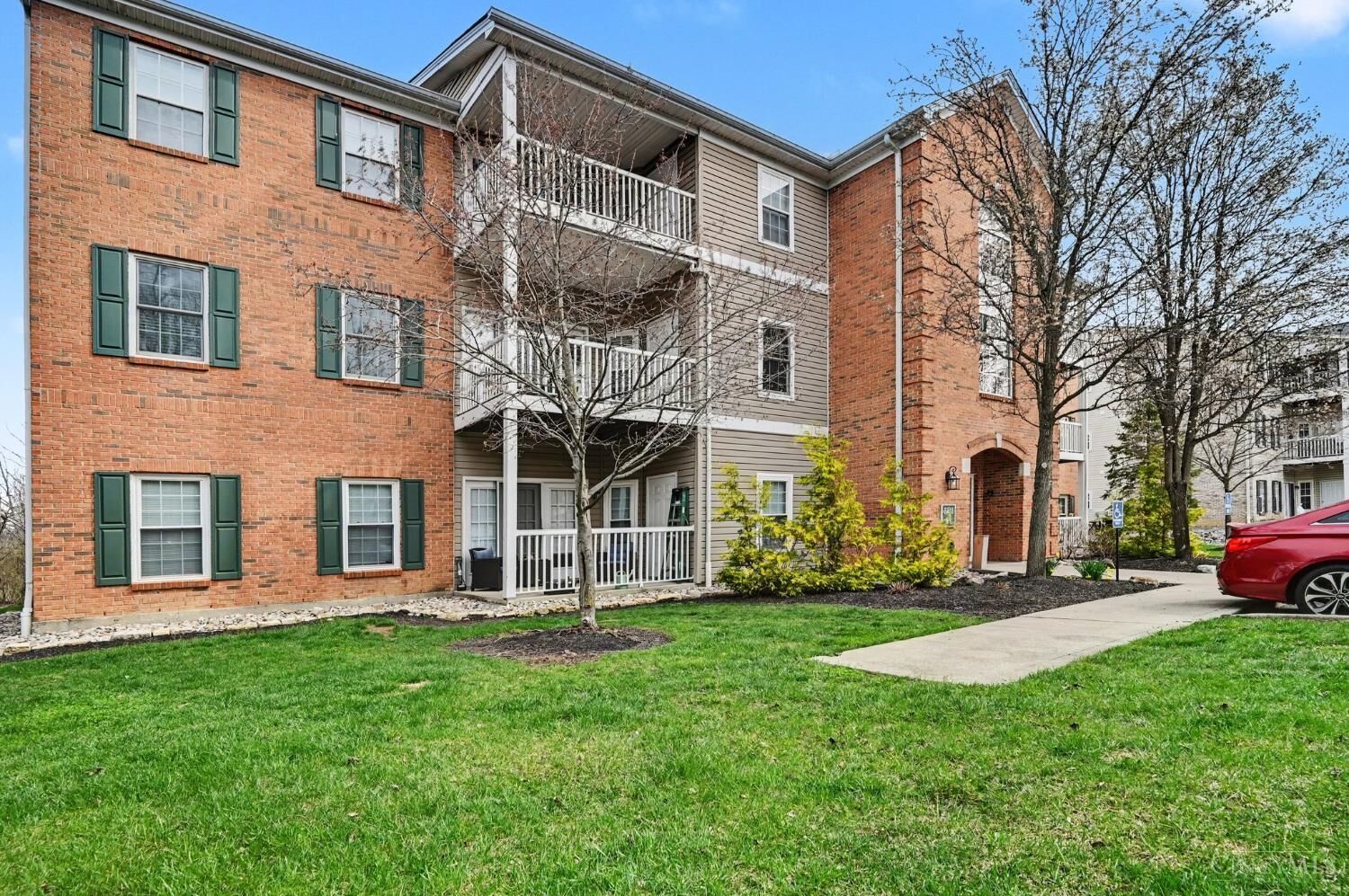 Property Photo:  5401 Michelles Oak Court  OH 45238 