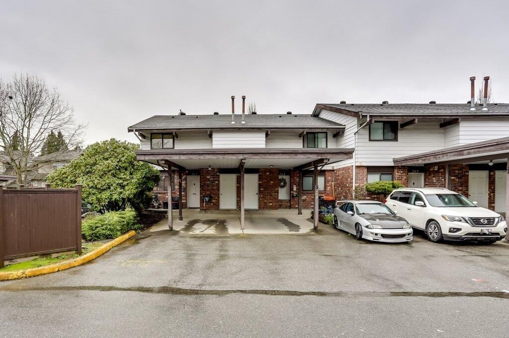 Property Photo: 7493 140 Street 263 BC V3W 6G5
