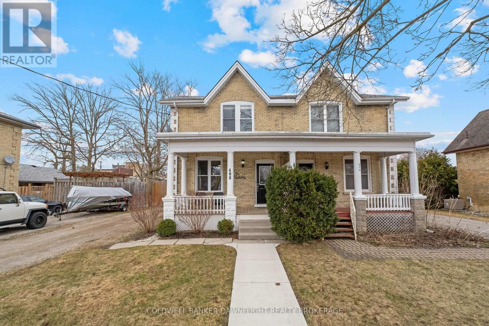 Property Photo:  408 William Street  ON N0M 1S3 