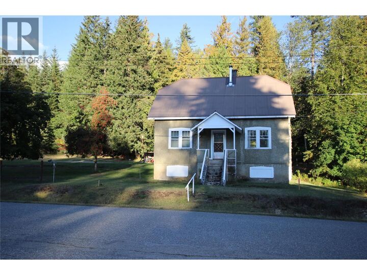 Property Photo: 431 Alexander Road BC V0G 1R1