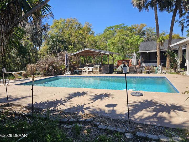 Property Photo:  474 E University Avenue  FL 32763 