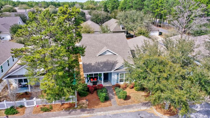 Property Photo:  42 Sarona Street  FL 32439 