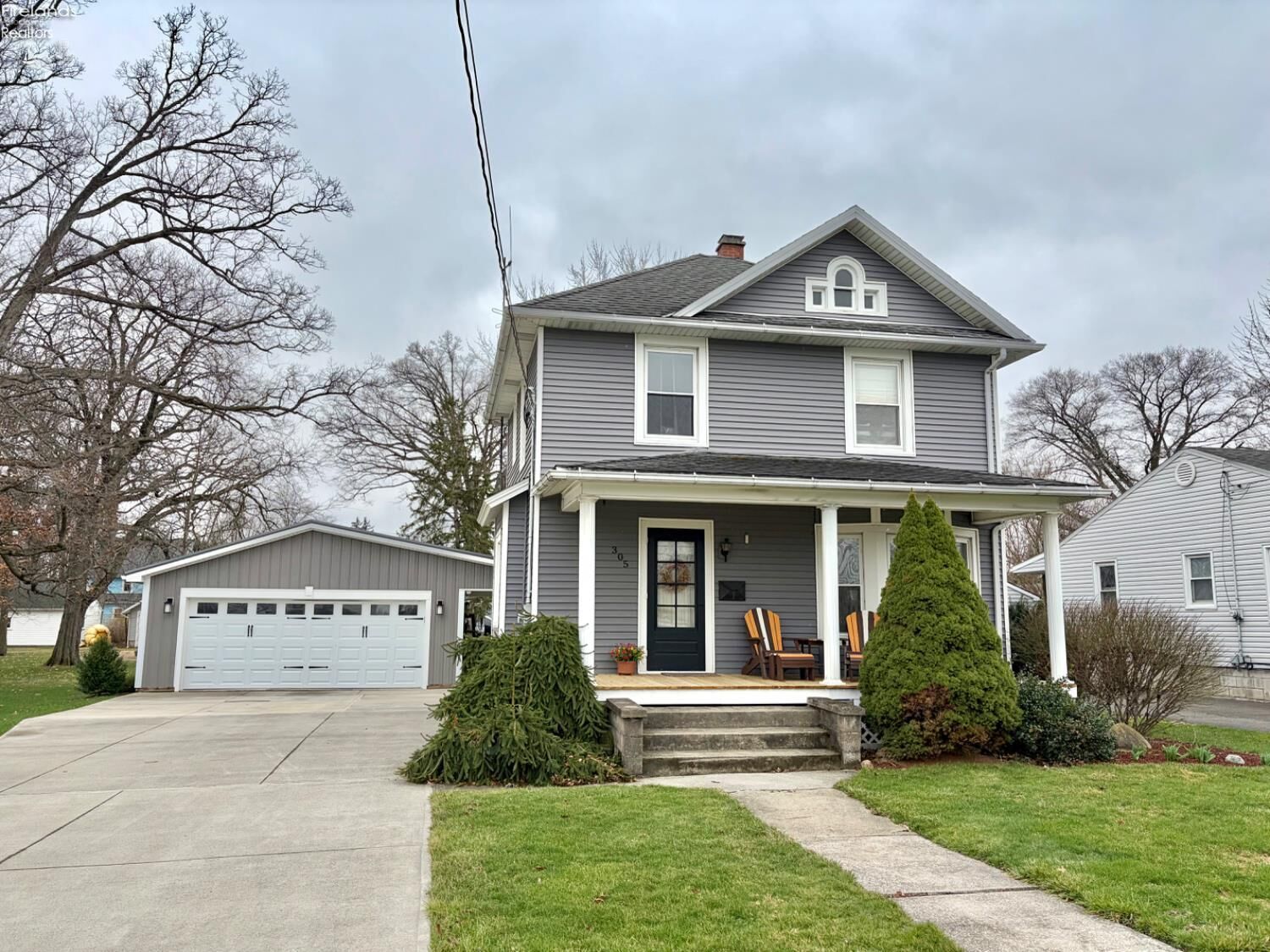 Property Photo:  305 Louise Avenue  OH 44811 