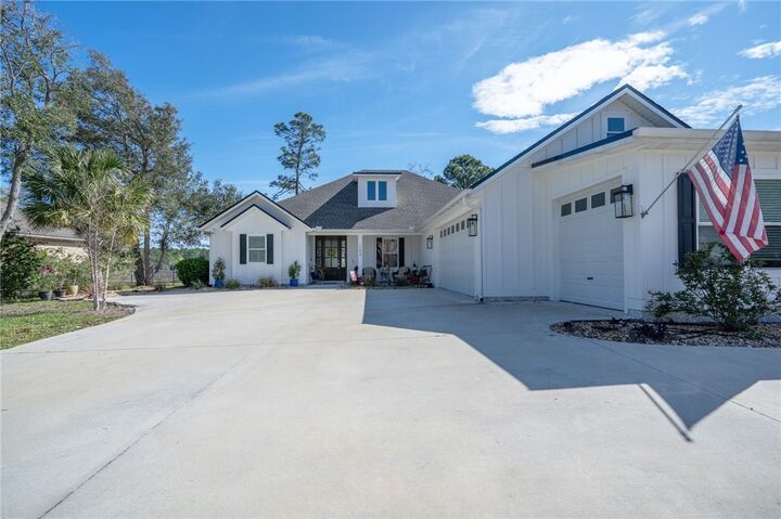 Property Photo: 103 Carrington Court GA 31548