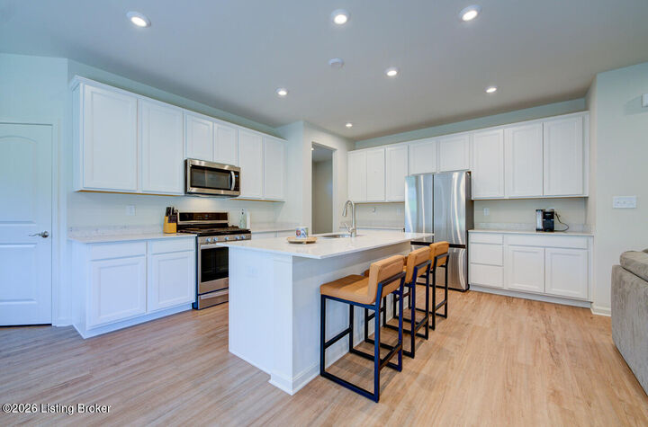 Property Photo:  19126 Catalpa Fields Pl  KY 40023 