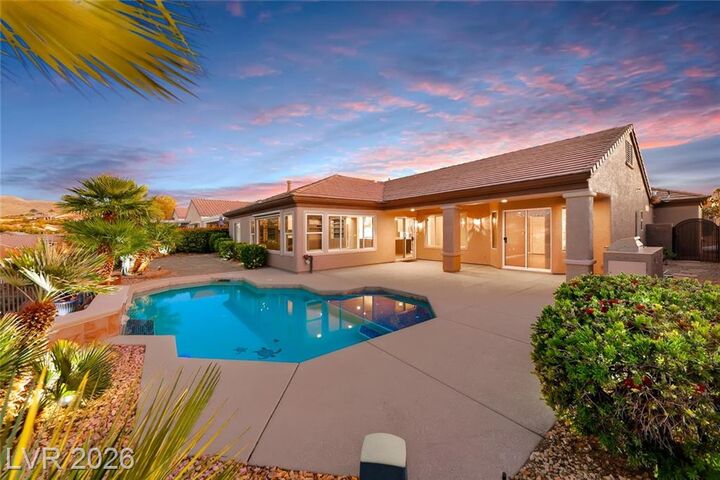 Property Photo:  2780 Hartwick Pines Drive  NV 89052 