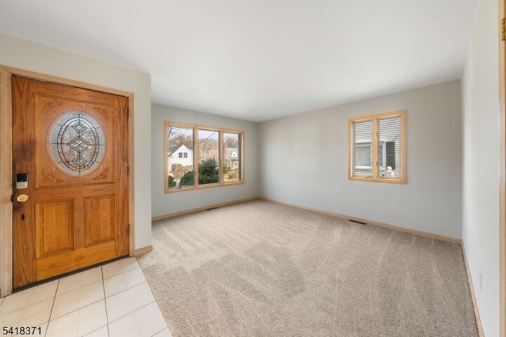 Property Photo: 535 Yorktown Rd NJ 07083