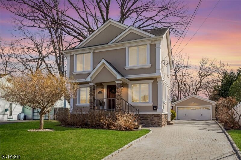 Property Photo:  10 Tulip Ct  NJ 07033 