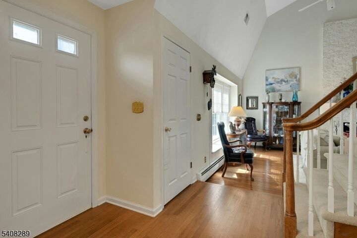 Property Photo:  47 Dexter Dr N  NJ 07920 