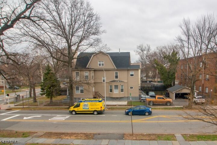 Property Photo:  625 Park Ave  NJ 07017 