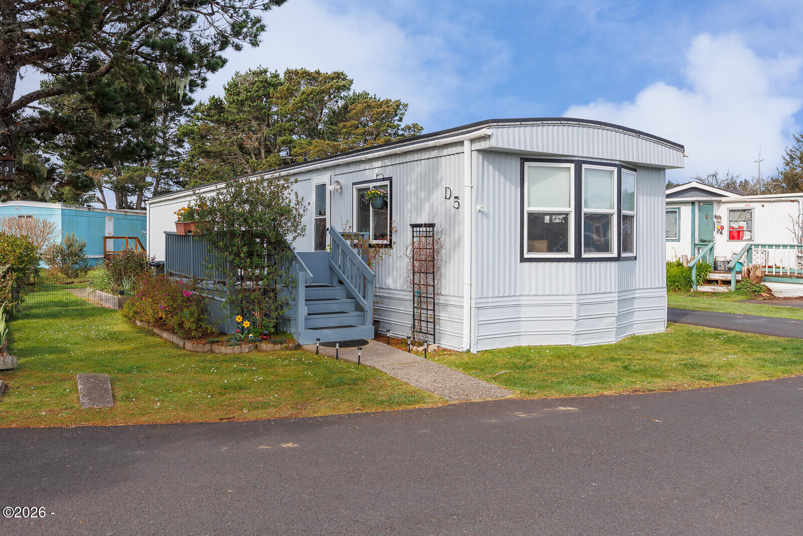 Property Photo:  955 NE Mill Street D-5  OR 97394 