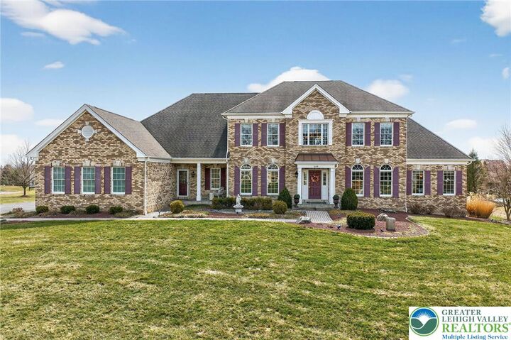 Property Photo:  209 Donato Court  PA 18064 