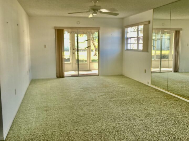Property Photo: 202 47th Avenue Drive W 135 FL 34207