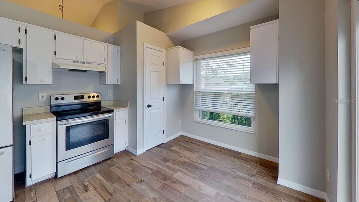 Property Photo:  1701 S Bumby Avenue  FL 32806 