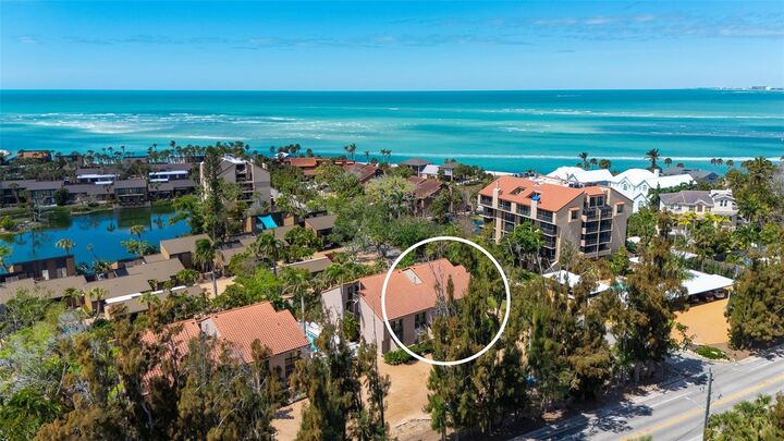 Property Photo:  115 Pass Key Road 115  FL 34242 