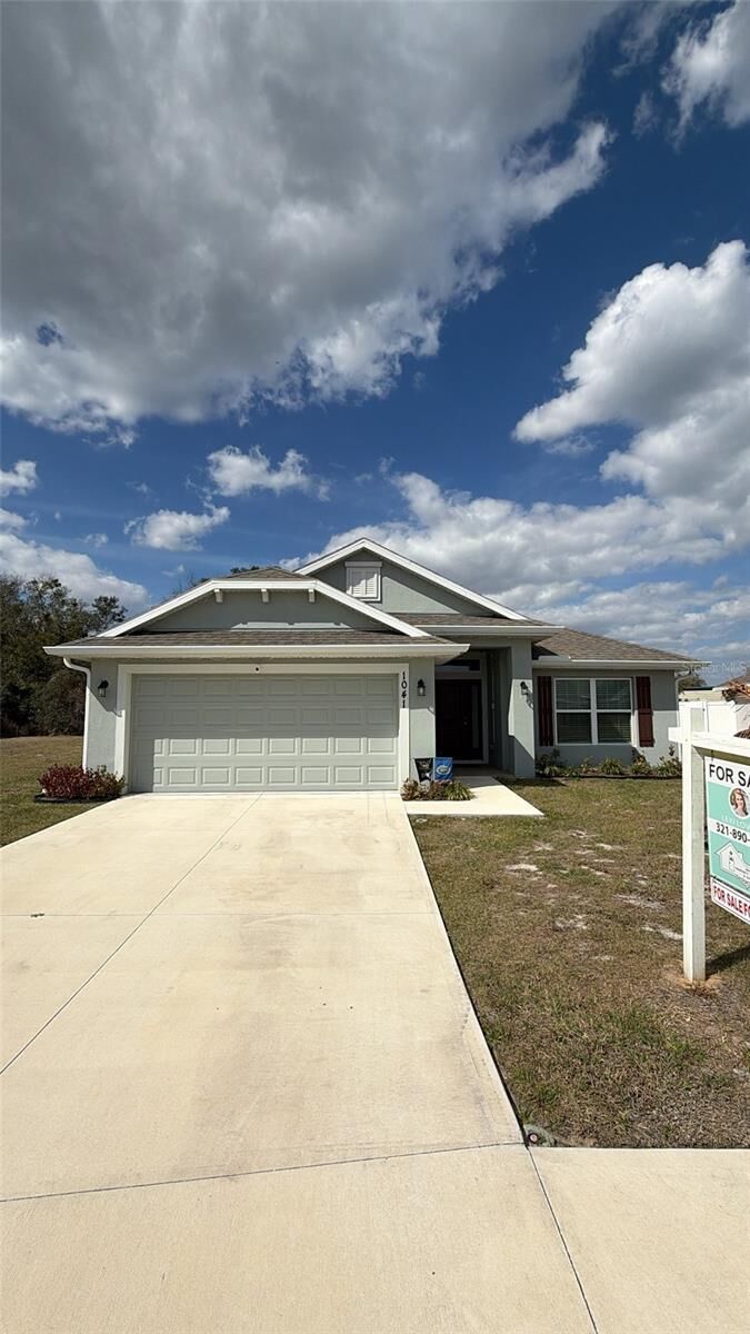 Property Photo:  1041 Tupelo Circle  FL 32926 