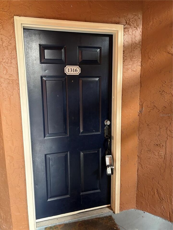 Property Photo: 5152 Conroy Road 1316 FL 32811