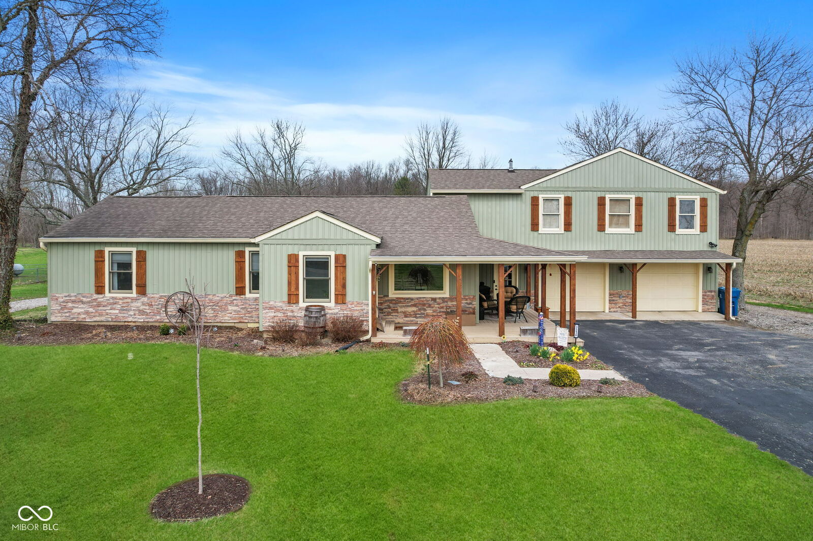 Property Photo:  7236 E Rocklane Road  IN 46162 