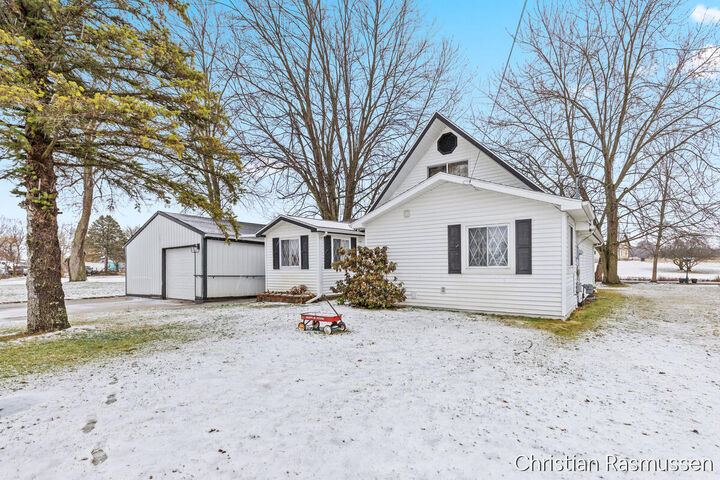 Property Photo:  4701 W Channel Drive  MI 48888 
