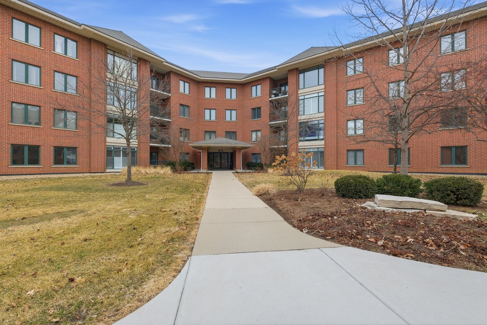 Property Photo:  875 E 22nd Street 410  IL 60148 