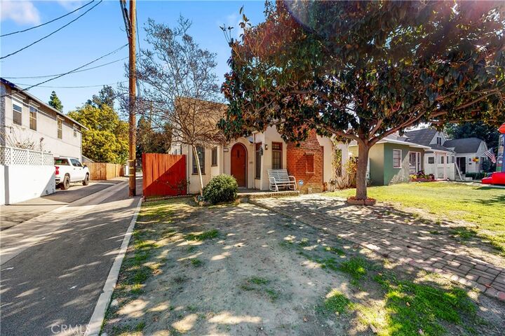 Property Photo:  314 S Ohio  CA 92805 