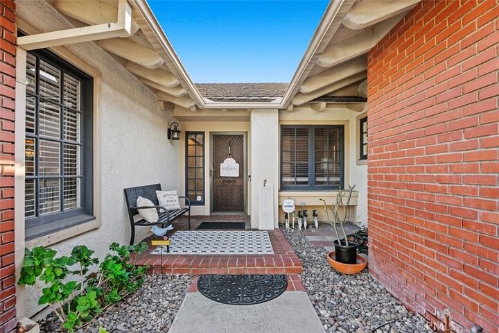 Property Photo:  23131 Tiagua  CA 92692 