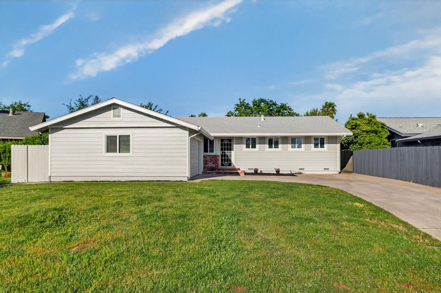 Property Photo:  6713 Silverthorne Circle  CA 95842 