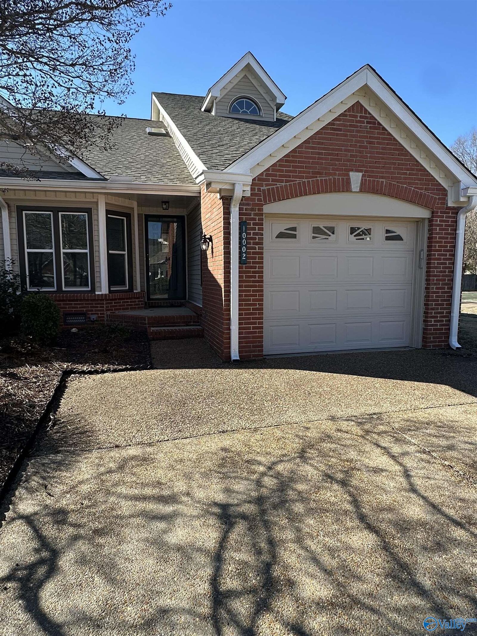 Property Photo: 10002 Meredith Lane SE 10002 AL 35803