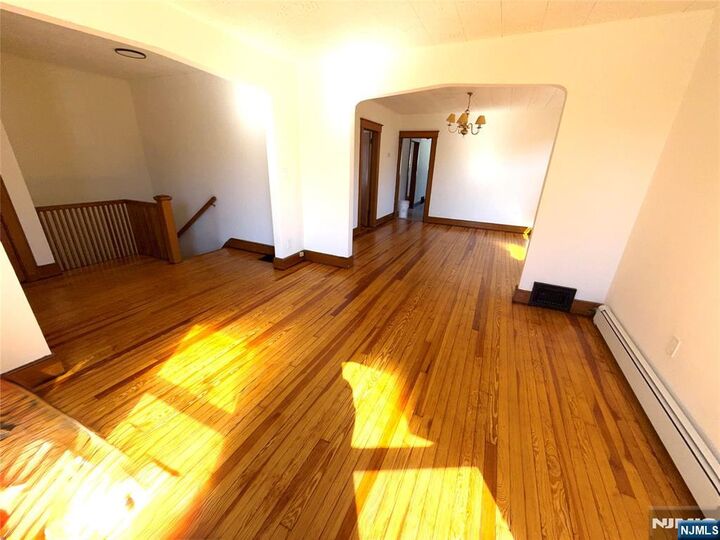 Property Photo:  31 Linda Vista Avenue  NJ 07508 