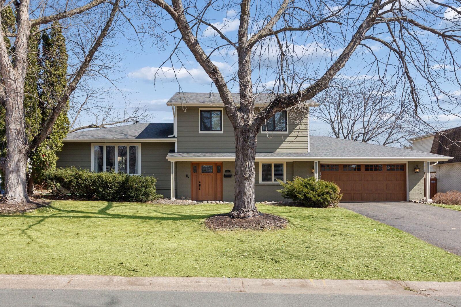 Property Photo:  7221 Cornelia Drive  MN 55435 