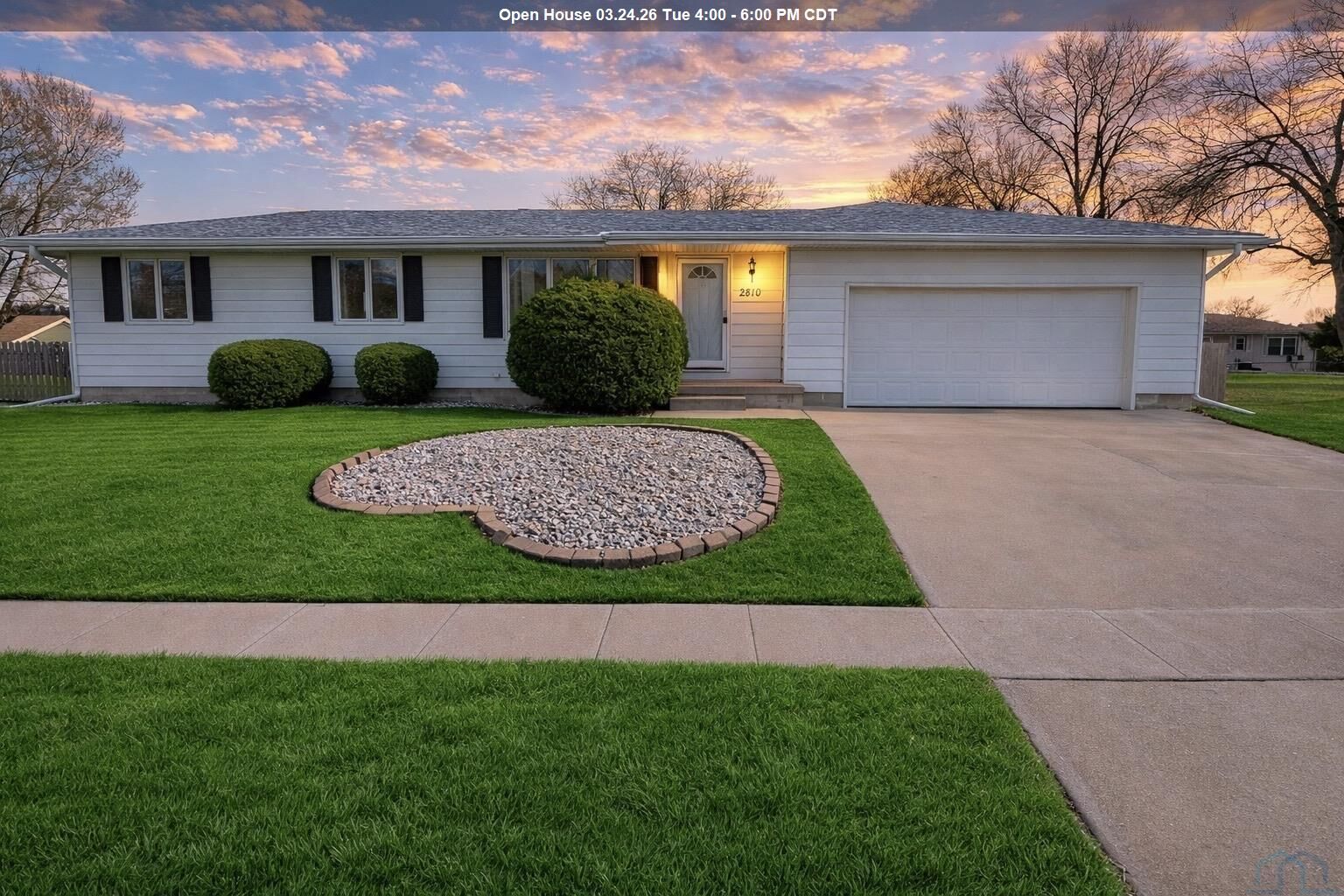 Property Photo:  2510 Canterbury St  IA 51054 