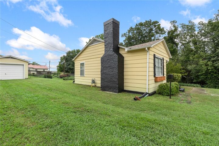 Property Photo:  717 Smythe  AR 72601 