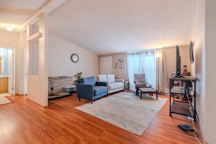 Property Photo:  2552 Thorn Oak Drive Spc 9  OR 97501 